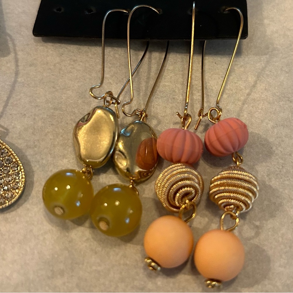 NWT NICOLE MILLER NEW YORK EARRINGS *CLEARANCE* - Picture 3 of 3